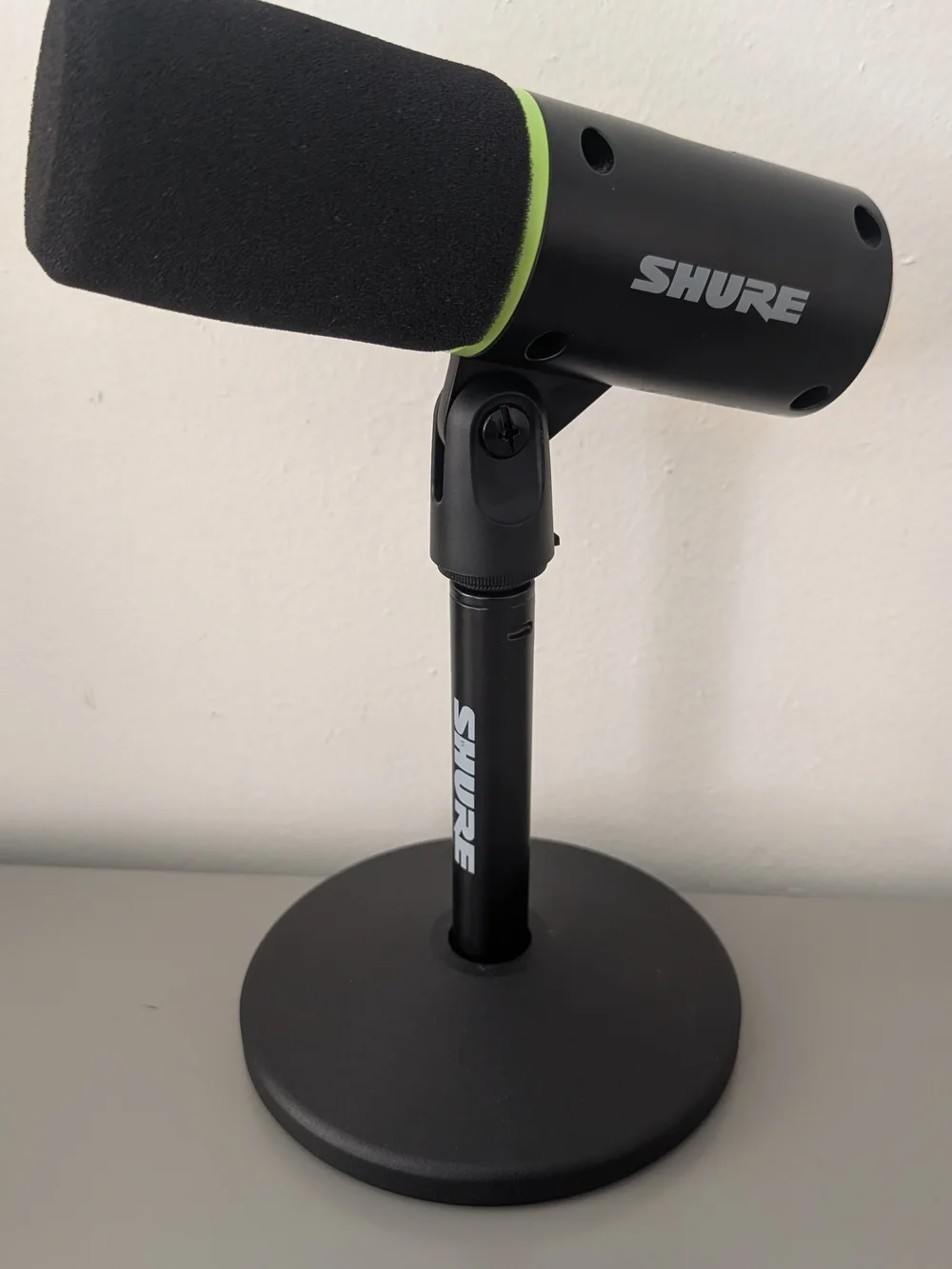 Shure MV6 USB Gaming Microphone for Streaming & Recording